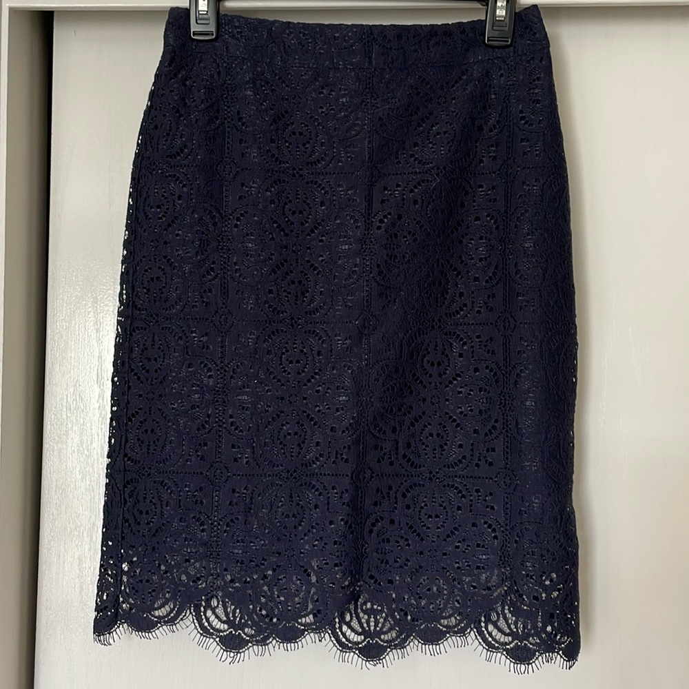 Loft lace skirt